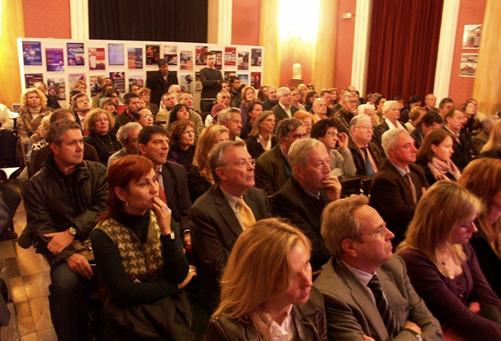 Vista parcial de los asistentes al acto sobre el “Holodomor” Vista parcial de los asistentes al acto sobre el “Holodomor”
