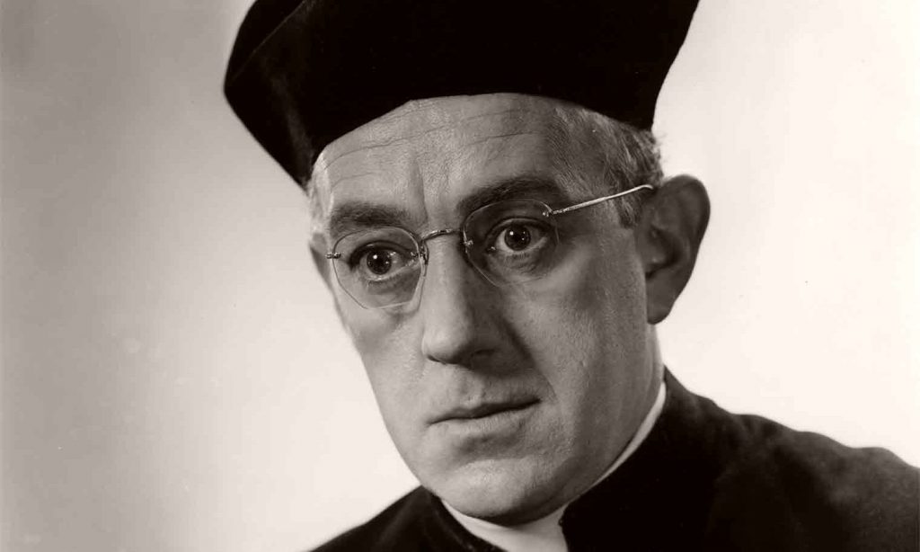 CinemaNet Alec Guiness Padre Brown