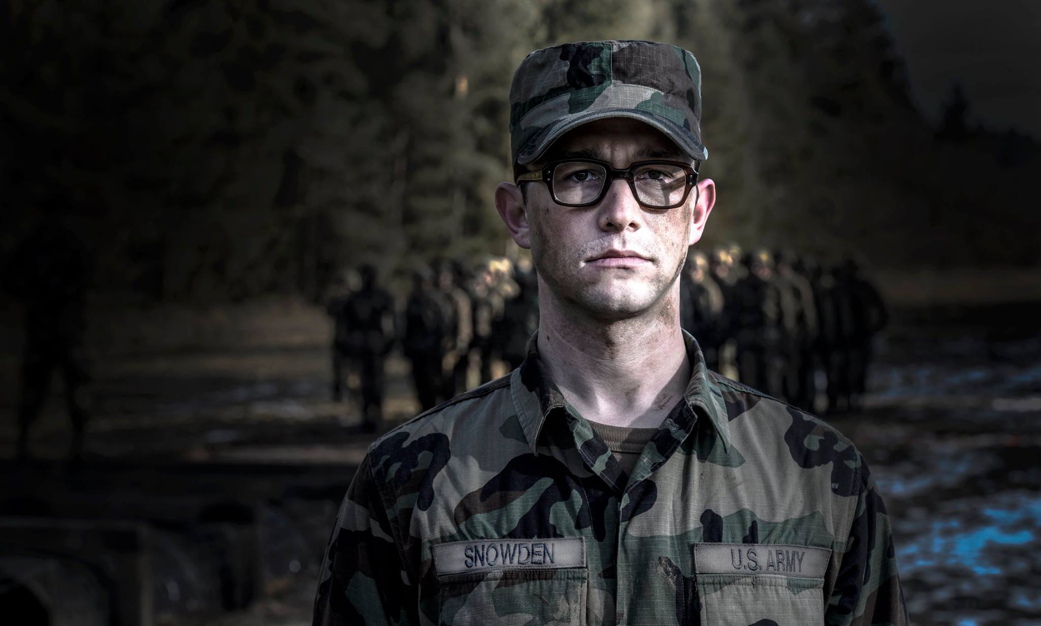 CinemaNet Oliver Stone Snowden Joseph Gordon Levitt
