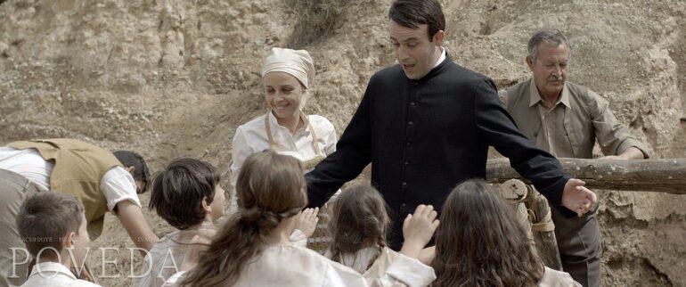 CinemaNet Poveda película sacerdote