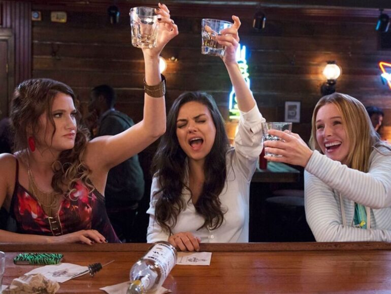 CinemaNet Malas Madres Mila Kunis