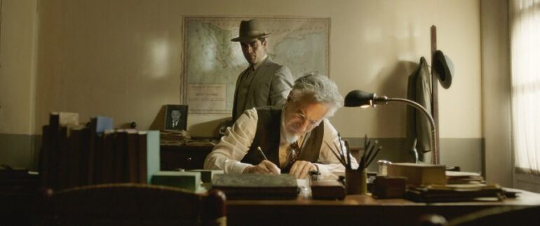 CinemaNet El Elegido Trotsky Alfonso Herrera