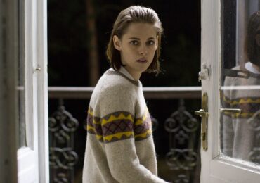 CinemaNet Personal Shopper Kristen Stewart