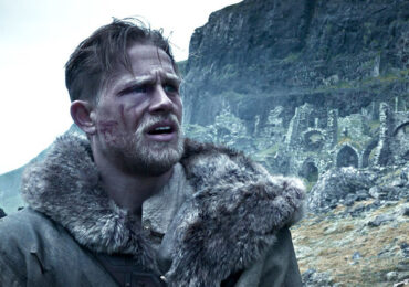 CinemaNet Rey Arturo Charlie Hunnam Guy Ritchie