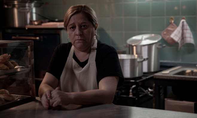 La actriz Liliana Juárez, interpretando a Lili, en una escena de Planta Permanente
